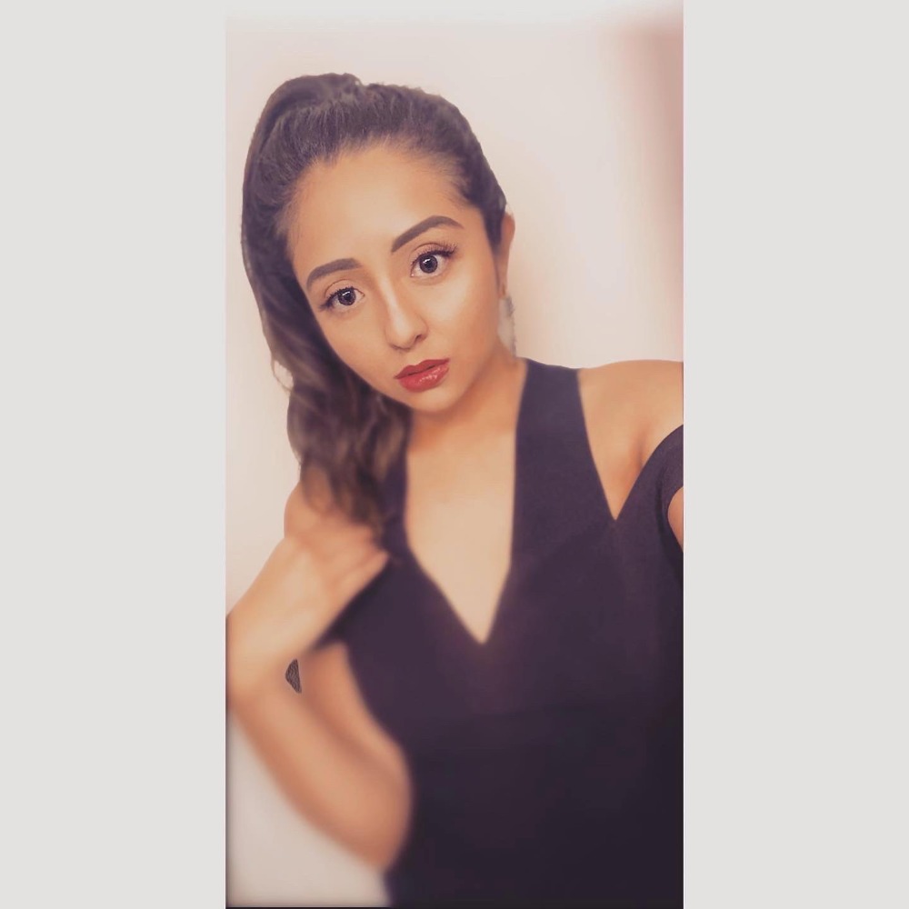 Meet your Posher, Vanessa